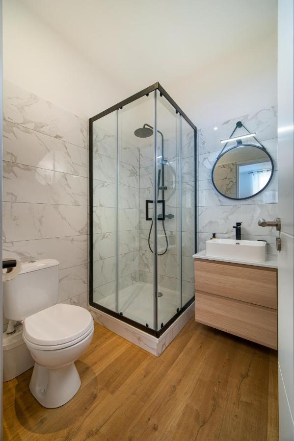 Apartment In The Heart Of Marseille Vieux Port Bagian luar foto
