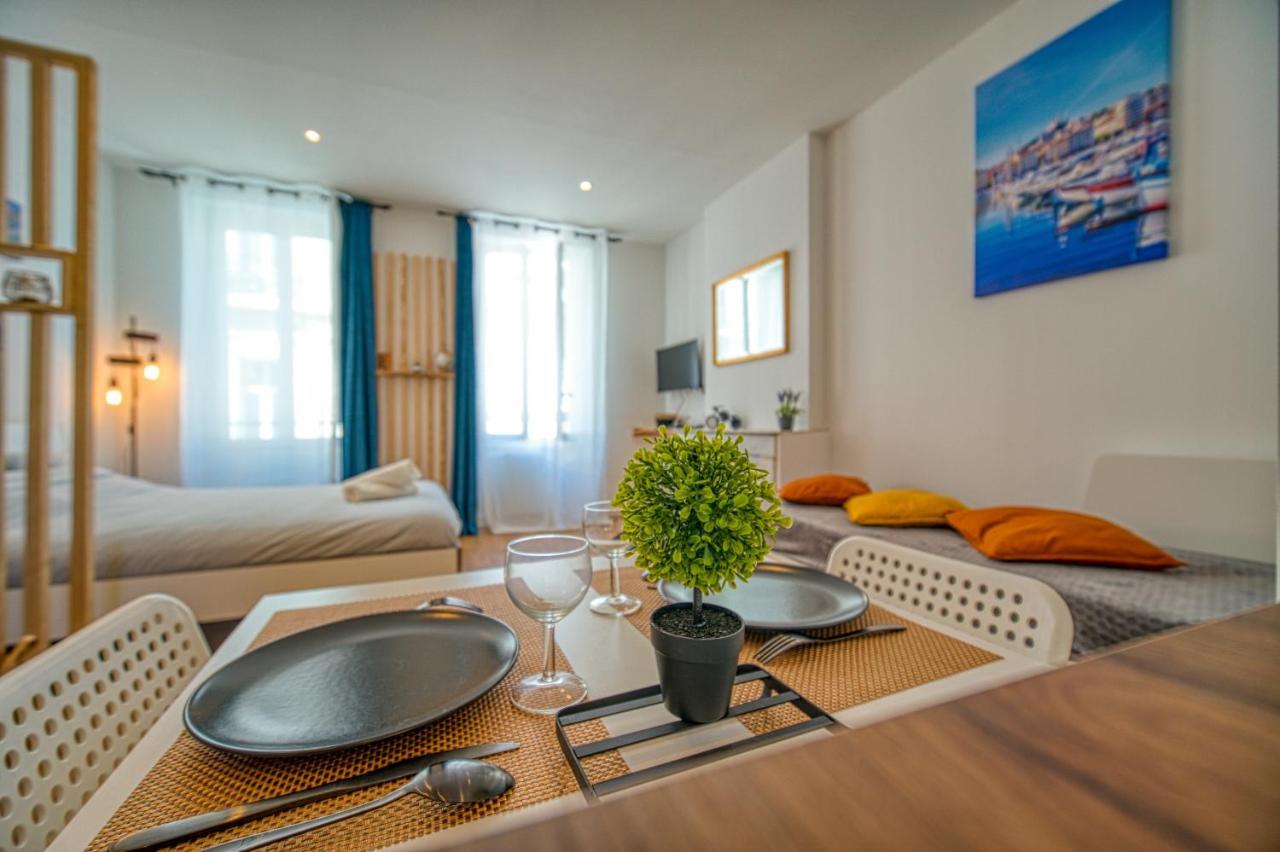 Apartment In The Heart Of Marseille Vieux Port Bagian luar foto