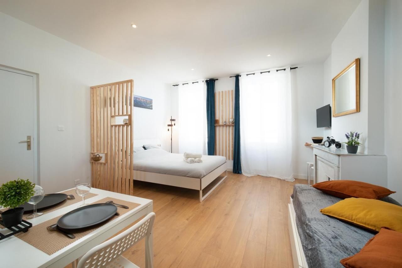 Apartment In The Heart Of Marseille Vieux Port Bagian luar foto
