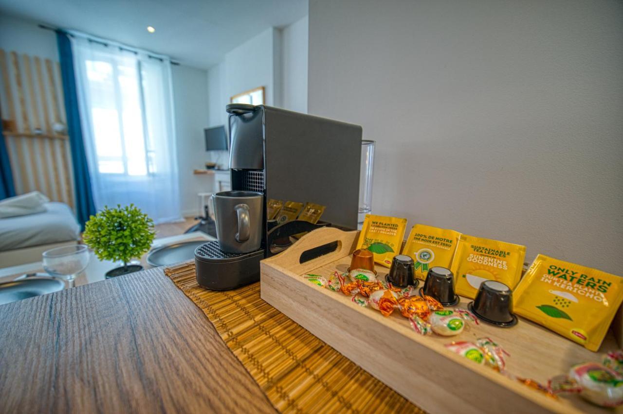 Apartment In The Heart Of Marseille Vieux Port Bagian luar foto