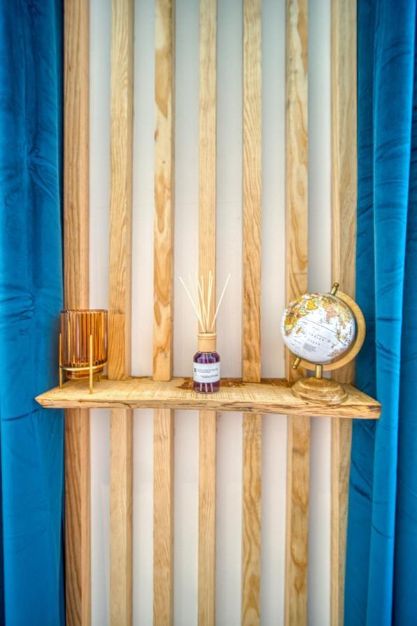 Apartment In The Heart Of Marseille Vieux Port Bagian luar foto